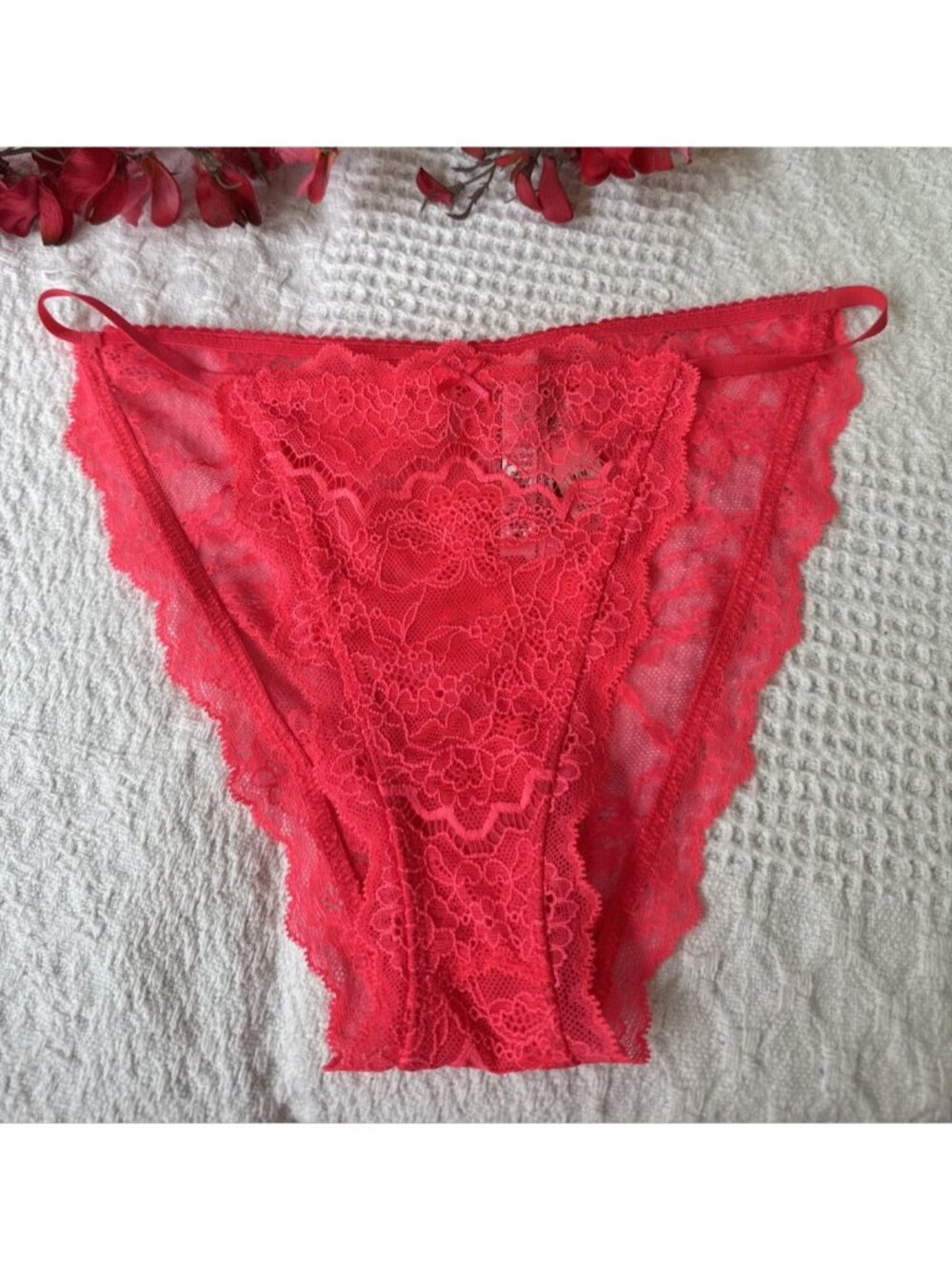 VICTORIA'S SECRET M DREAM ANGELS HOT PINK STRING BIKINI LACE SUMMER PANTIES NWT